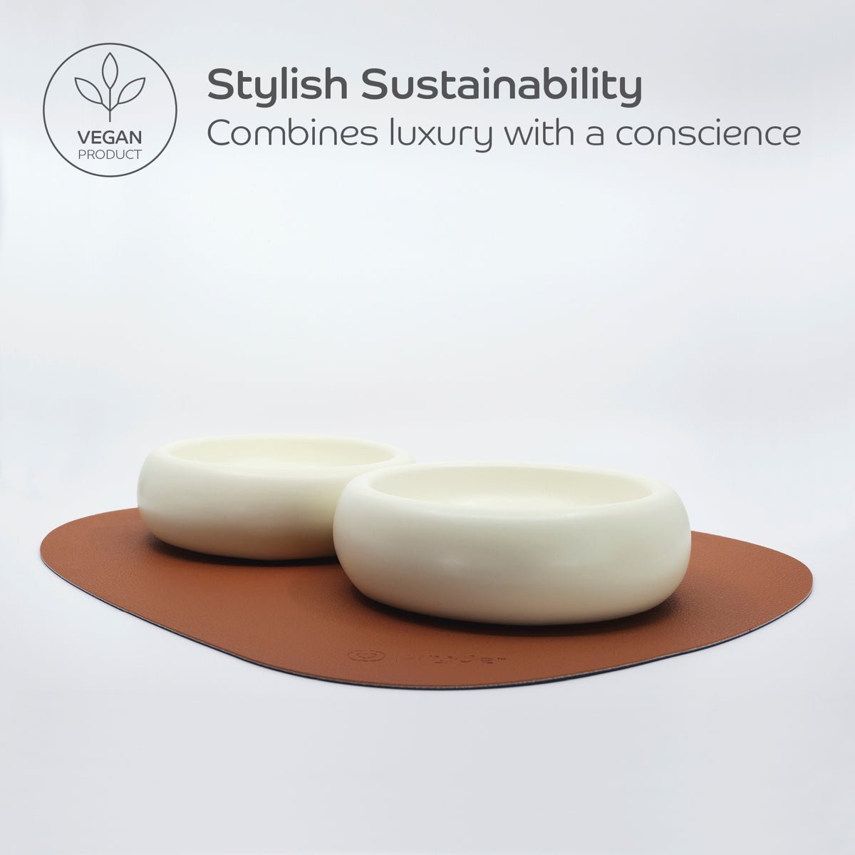 Reversible Cat Dining Mat - Chestnut/Navy - Pryde Pets | prydepets.com